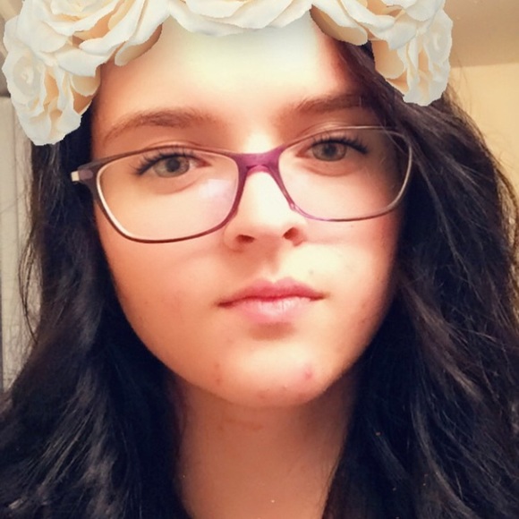 Meet your Posher, Madison - Picture 1 of 1